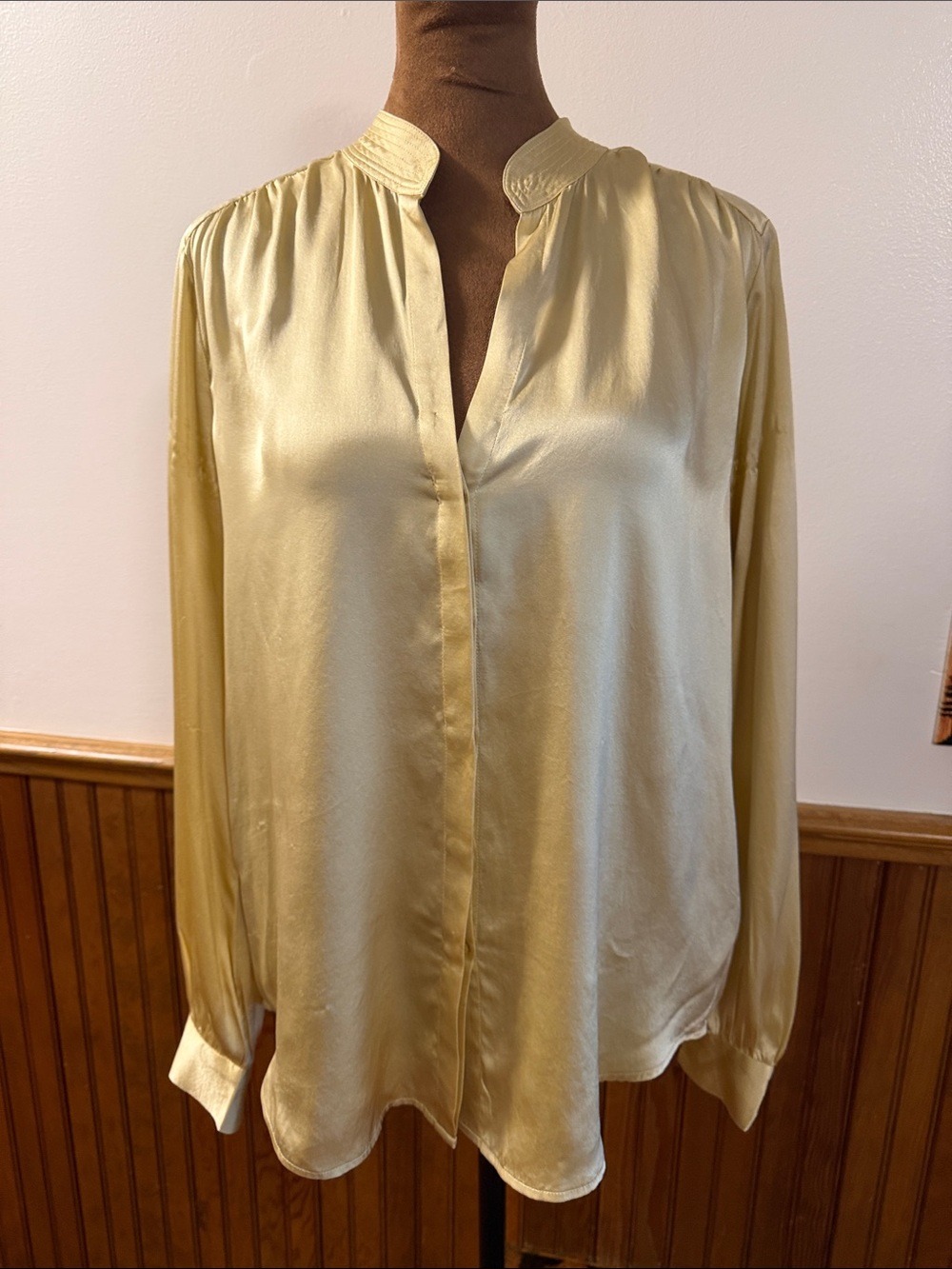 L'AGENCE Bianca Silk Blouse